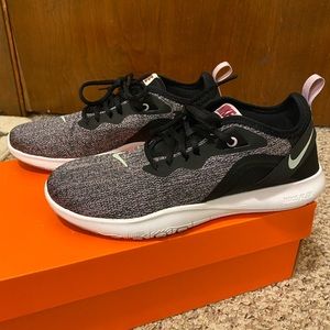 Nike Flex Trainer 9 size:8.5